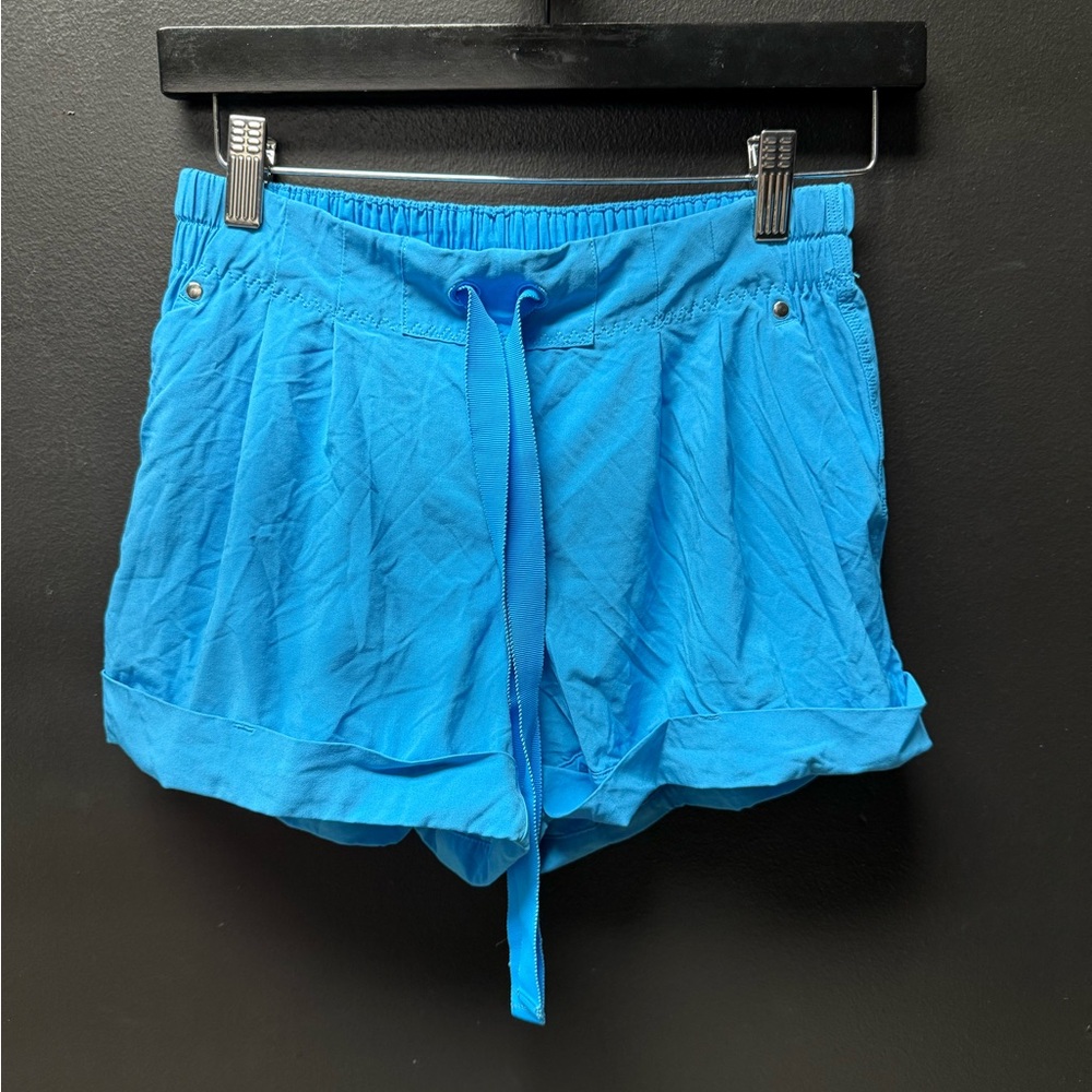 LuluLemon Women's Shorts size 4